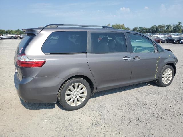 Photo 3 from auction – 2015 TOYOTA SIENNA XLE with VIN 5TDDK3DC4FS117443