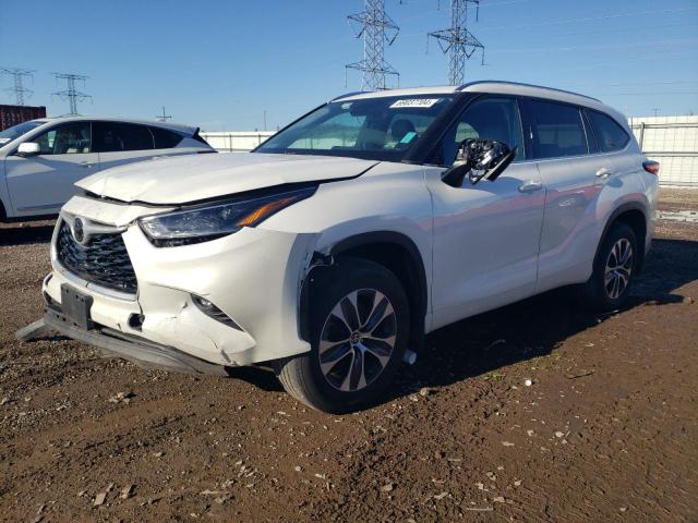 TOYOTA HIGHLANDER 2021 with VIN 5TDGZRBHXMS095391 - Photo from auction