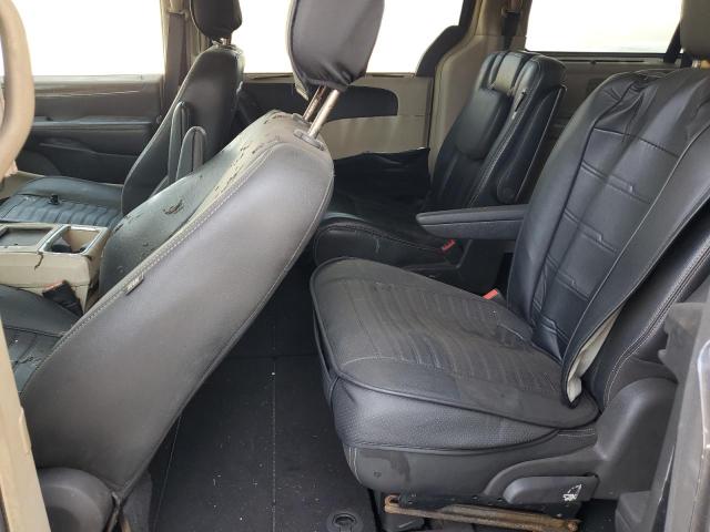 Photo 11 from auction – 2011 CHRYSLER TOWN & COU with VIN 2A4RR8DG2BR780489
