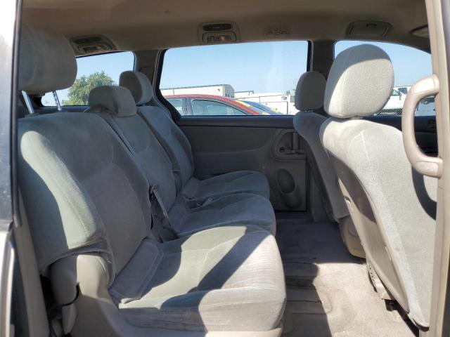 Photo 11 from auction – 2004 TOYOTA SIENNA CE with VIN 5TDZA23C14S107910