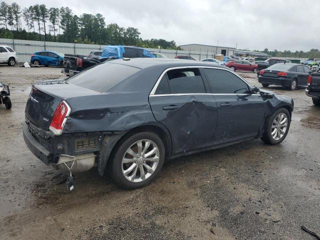 Photo 3 from auction – 2017 CHRYSLER 300 LIMITE with VIN 2C3CCARG2HH550015