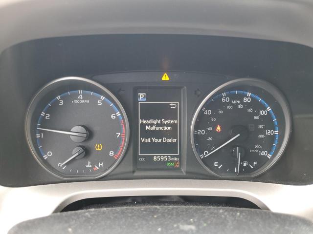 Photo 9 from auction – 2018 TOYOTA RAV4 ADVEN with VIN JTMRFREV6JD254918