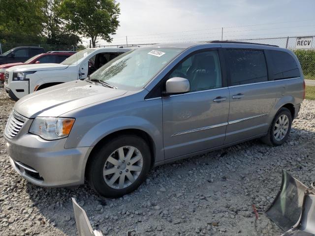 Photo 1 from auction – 2015 CHRYSLER TOWN & COU with VIN 2C4RC1BG5FR751382