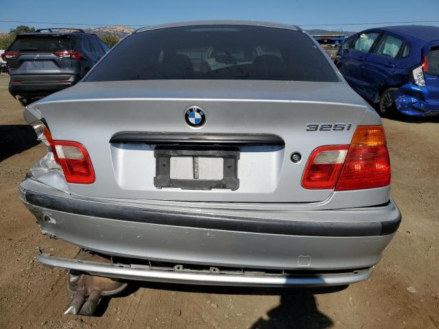 Photo 6 from auction – 2001 BMW 325 I with VIN WBAAV334X1FU76970