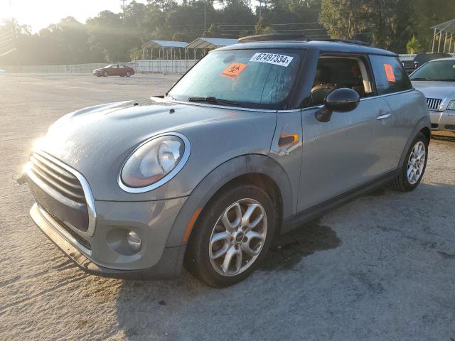 MINI COOPER 2016 with VIN WMWXP5C59G3B15347 - Photo from auction