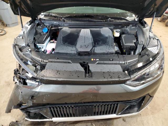 Zdjęcie 12 z aukcji – 2024 KIA EV6 LIGHT z VIN KNDC34LA3R5214965