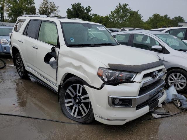 Photo 4 from auction – 2019 TOYOTA 4RUNNER SR with VIN JTEBU5JR9K5676956