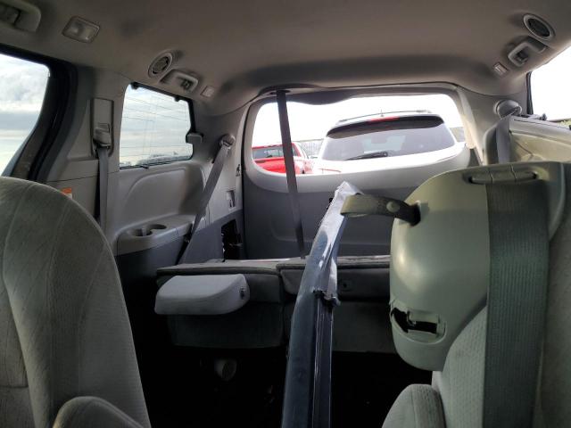 Photo 10 from auction – 2016 TOYOTA SIENNA LE with VIN 5TDKK3DC2GS761628