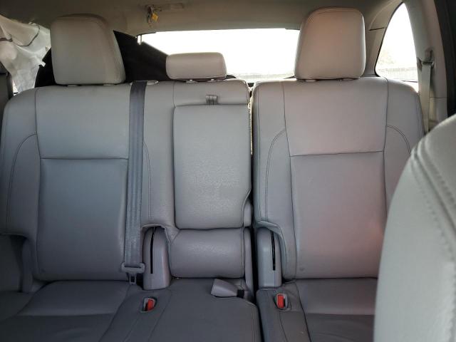 Photo 10 from auction – 2016 TOYOTA HIGHLANDER with VIN 5TDBKRFH1GS229573