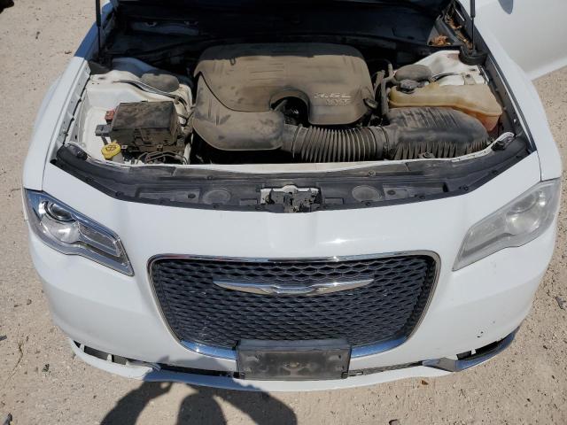 Photo 11 from auction – 2015 CHRYSLER 300 LIMITE with VIN 2C3CCAAGXFH802442