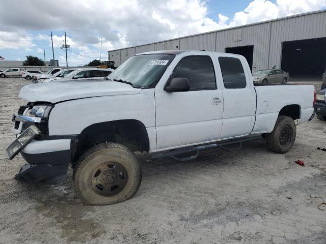 CHEVROLET SILVERADO 2003 with VIN 2GCEK19T631208878 - Photo from auction