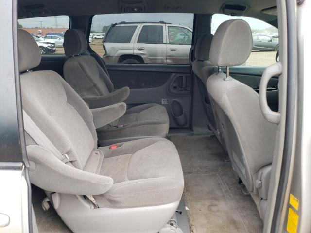 Photo 11 from auction – 2005 TOYOTA SIENNA CE with VIN 5TDZA23C05S328481