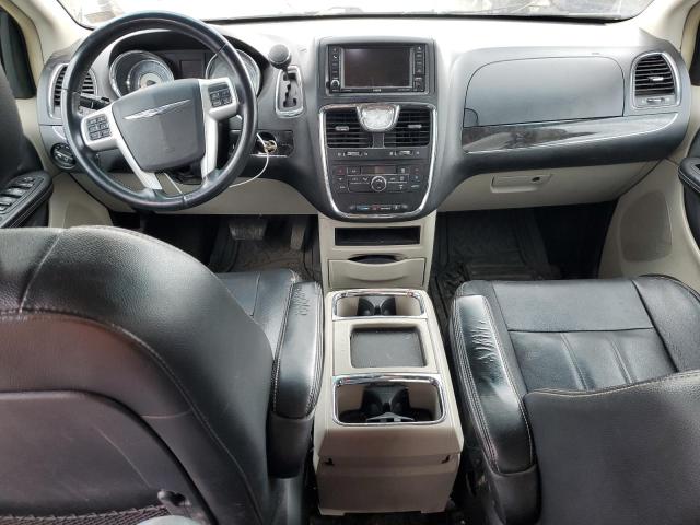 Photo 8 from auction – 2015 CHRYSLER TOWN & COU with VIN 2C4RC1BG3FR544814