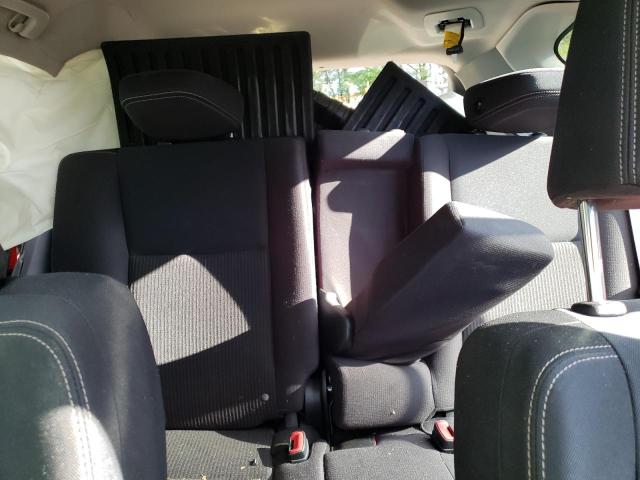 Photo 10 from auction – 2015 TOYOTA RAV4 XLE with VIN JTMRFREV0FD140744