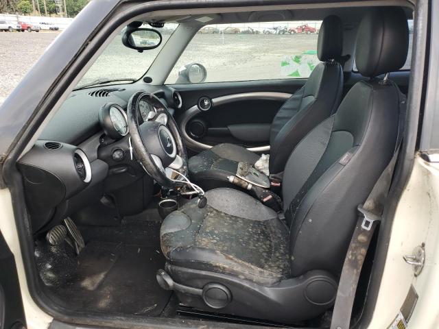 Photo 7 from auction – 2008 MINI COOPER CLU with VIN WMWMF73578TV33051