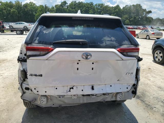 Photo 6 from auction – 2020 TOYOTA RAV4 XLE with VIN 2T3W1RFVXLC078642