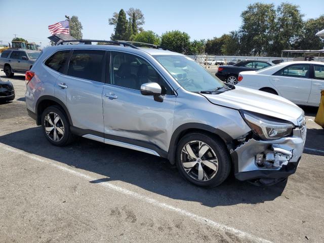 Photo 4 from auction – 2019 SUBARU FORESTER T with VIN JF2SKAWC8KH538980