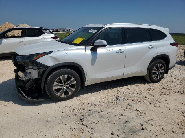 Photo 1 from auction – 2022 TOYOTA HIGHLANDER with VIN 5TDGARAH5NS510112