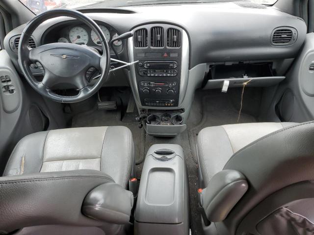 Photo 8 from auction – 2004 CHRYSLER TOWN & COU with VIN 2C4GP54L44R521200