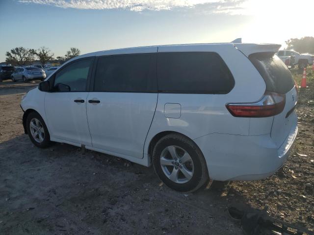 Photo 2 from auction – 2019 TOYOTA SIENNA with VIN 5TDZZ3DC4KS981257