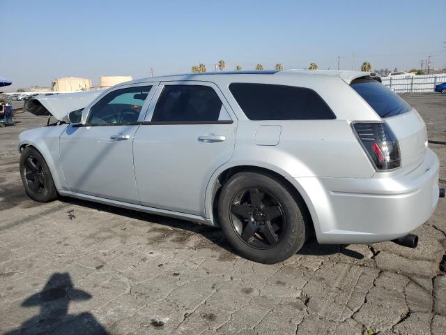 Photo 2 from auction – 2005 DODGE MAGNUM SE with VIN 2D4FV48T85H190492