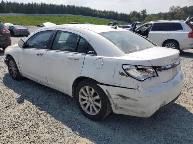 Photo 2 from auction – 2014 CHRYSLER 200 TOURIN with VIN 1C3CCBBB2EN137275