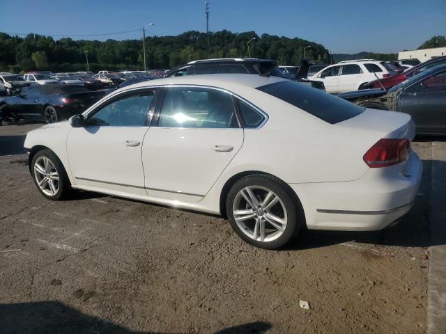 Photo 2 from auction – 2015 VOLKSWAGEN PASSAT SE with VIN 1VWBV7A32FC050981