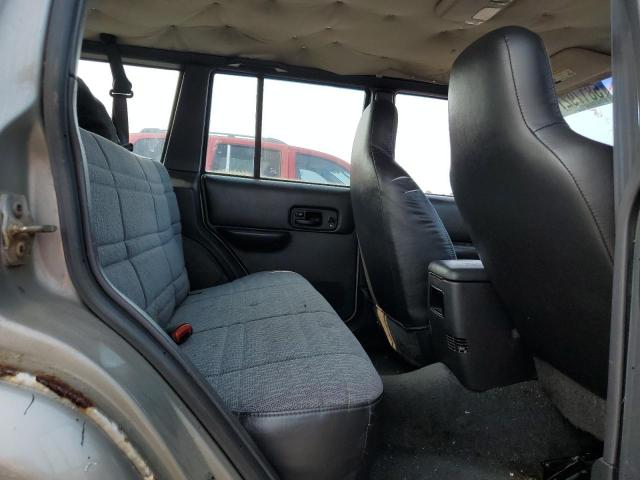 Photo 11 from auction – 2001 JEEP CHEROKEE with VIN 1J4FF48S71L582906