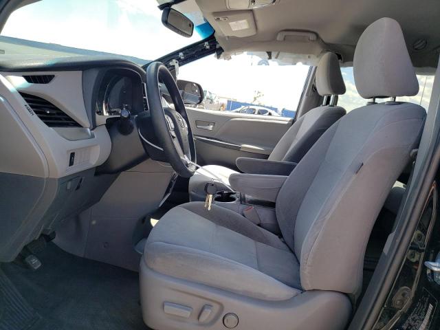 Photo 7 from auction – 2017 TOYOTA SIENNA LE with VIN 5TDKZ3DC5HS809183