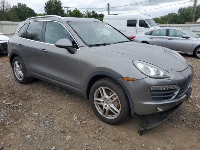 Photo 4 from auction – 2011 PORSCHE CAYENNE S with VIN WP1AB2A27BLA44247