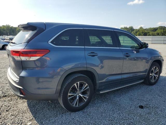 Photo 3 from auction – 2018 TOYOTA HIGHLANDER with VIN 5TDZZRFH3JS252693