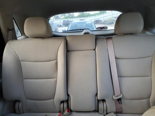 Photo 10 from auction – 2012 KIA SORENTO BA with VIN 5XYKT3A65CG226957