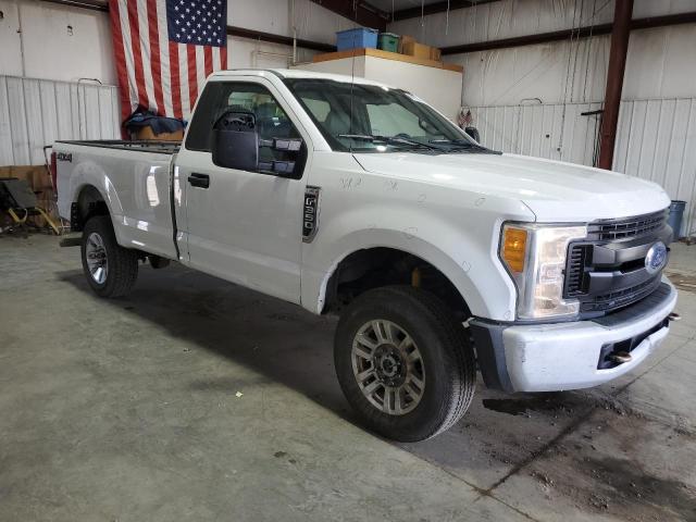 Photo 4 from auction – 2017 FORD F350 SUPER with VIN 1FTRF3B68HEE38059