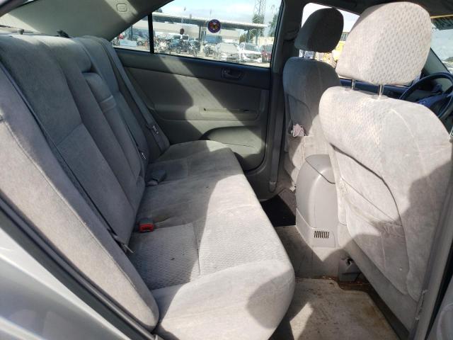 Photo 10 from auction – 2004 TOYOTA CAMRY LE with VIN 4T1BE30K04U917835