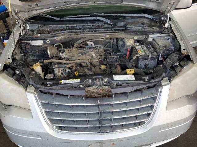 Photo 12 from auction – 2008 CHRYSLER TOWN & COU with VIN 2A8HR54P58R802700