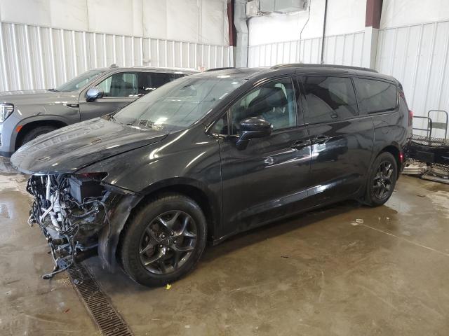 CHRYSLER PACIFICA T 2018 with VIN 2C4RC1BG8JR330653 - Photo from auction