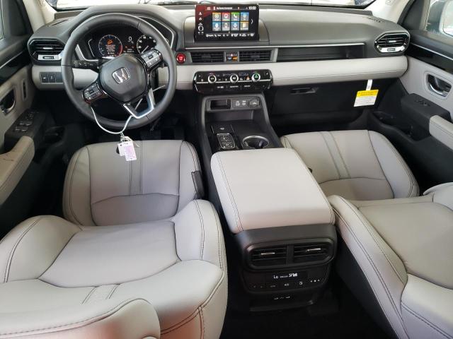 Photo 8 from auction – 2025 HONDA PILOT TOUR with VIN 5FNYG2H72SB006236