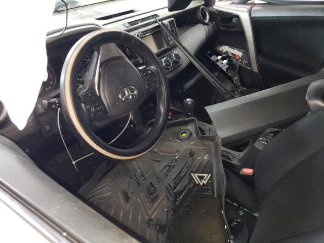 Photo 8 from auction – 2018 TOYOTA RAV4 LE with VIN 2T3BFREV8JW777247