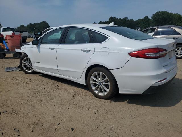 Photo 2 from auction – 2019 FORD FUSION SEL with VIN 3FA6P0MU2KR137145