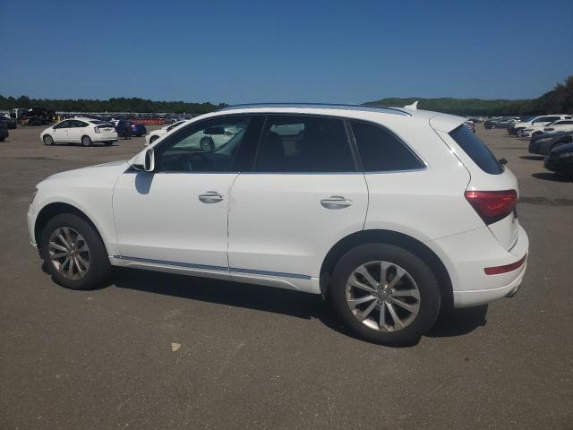 Photo 2 from auction – 2016 AUDI Q5 PREMIUM with VIN WA1C2AFP3GA058930