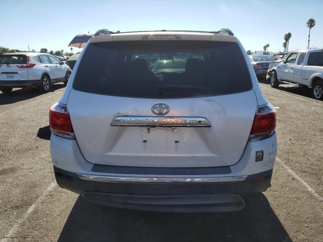 Photo 6 from auction – 2011 TOYOTA HIGHLANDER with VIN 5TDZK3EH8BS046306