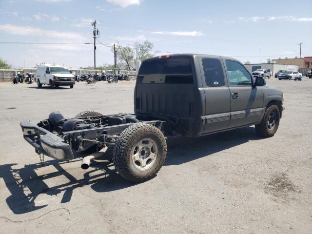 Photo 3 from auction – 2002 CHEVROLET SILVERADO with VIN 2GCEC19V221356636