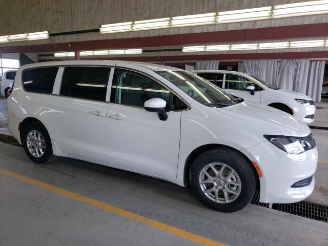 Photo 4 from auction – 2023 CHRYSLER VOYAGER LX with VIN 2C4RC1CG4PR587901