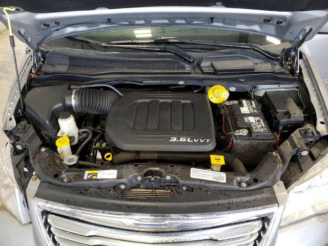 Photo 12 from auction – 2014 CHRYSLER TOWN & COU with VIN 2C4RC1BG3ER184586