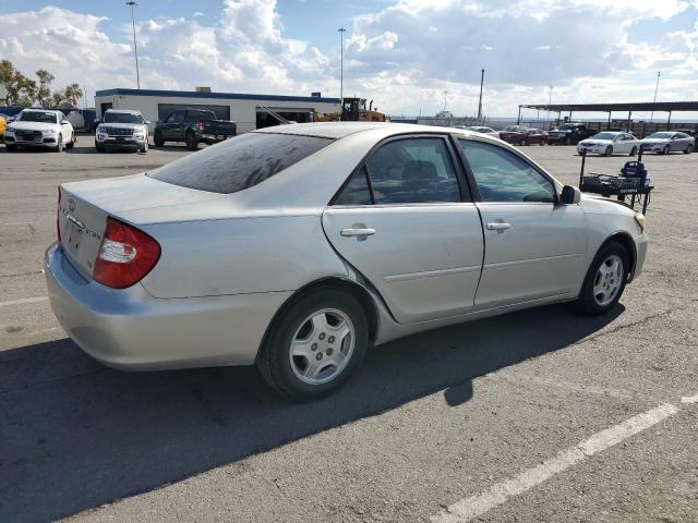 Photo 3 from auction – 2002 TOYOTA CAMRY LE with VIN 4T1BF30K92U504709