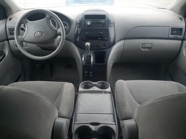 Photo 8 from auction – 2004 TOYOTA SIENNA CE with VIN 5TDZA23C94S067110