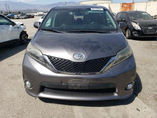 Photo 5 from auction – 2017 TOYOTA SIENNA SE with VIN 5TDXZ3DC9HS792121