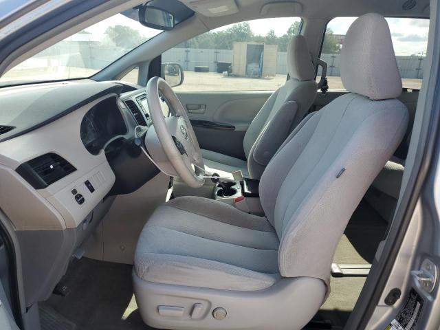Photo 7 from auction – 2013 TOYOTA SIENNA LE with VIN 5TDJK3DC9DS066652