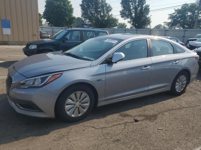 HYUNDAI SONATA HYB 2016 with VIN KMHE24L14GA018528 - Photo from auction