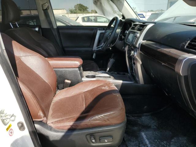 Photo 7 from auction – 2018 TOYOTA 4RUNNER SR with VIN JTEZU5JR6J5178677
